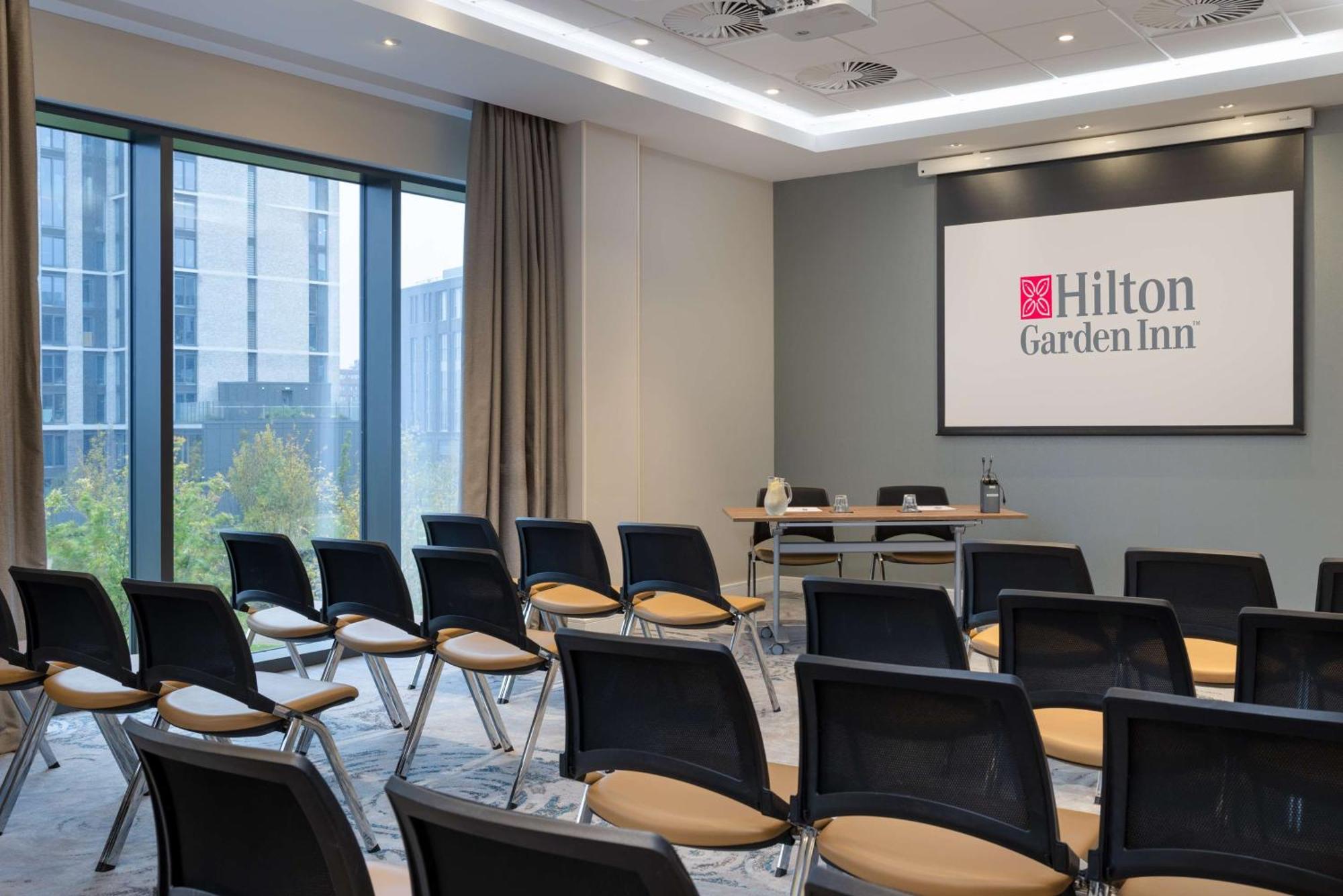 Hilton Garden Inn Stoke On Trent Exterior photo
